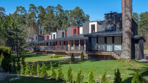Property building, Natural landscape, Garden