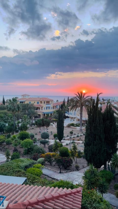 Natural landscape, Garden, Balcony/Terrace, Sea view, Sunset