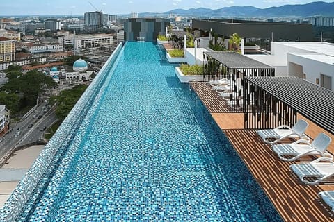 Pool view, Swimming pool, Swimming pool