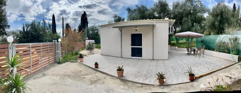 g&z cottage House in Corfu, Greece