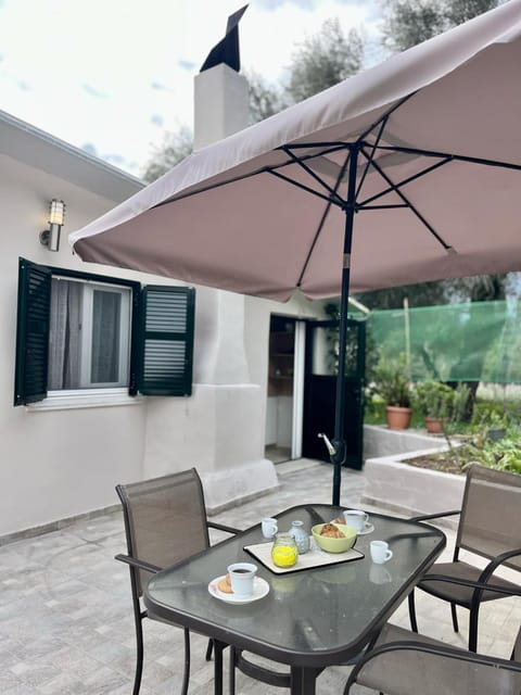 g&z cottage House in Corfu, Greece