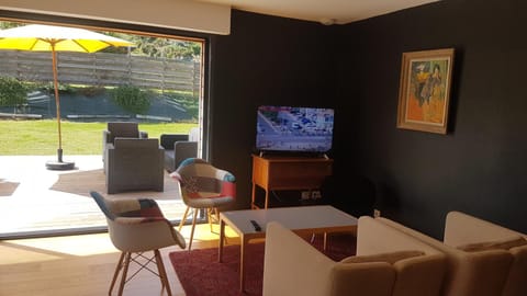 TV and multimedia, Living room