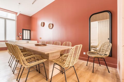 Luxueux Logement Design 4 ch Climatisé Apartment in Lille