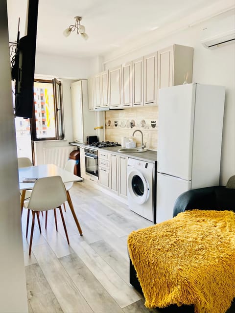 Dining area, toaster, kitchen