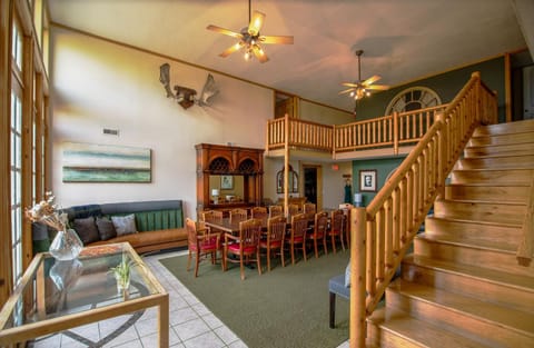 Hot Tub, Lake Monroe Views! 22-Acre Outdoor Oasis House in Indiana