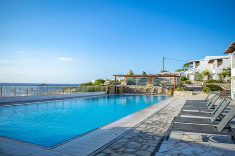 View (from property/room), Pool view, Swimming pool, locker, sunbed