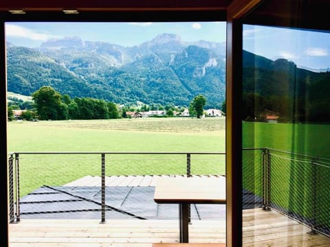 View (from property/room), Balcony/Terrace, Mountain view