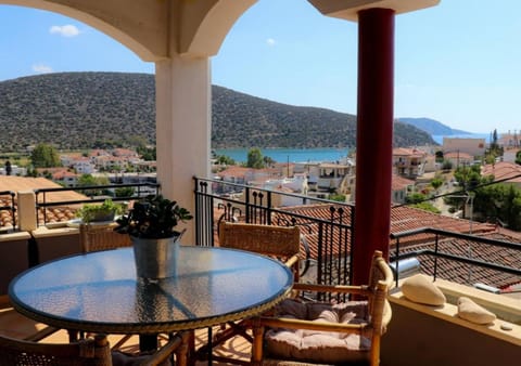 Balcony/Terrace, Seating area, City view, Sea view