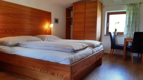 Bedroom, wardrobe