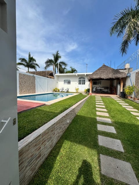 Casa Gaviota Casa Con Alberca y Palapa House in Tequesquitengo