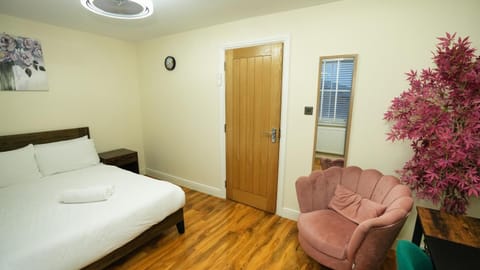 Silk Hotel by Silk Road Assets Ltd Vacation rental in Boston