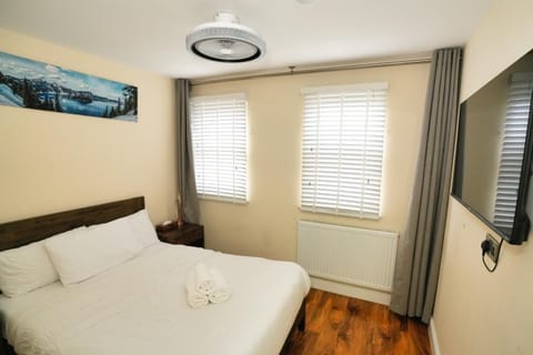 Silk Hotel by Silk Road Assets Ltd Vacation rental in Boston