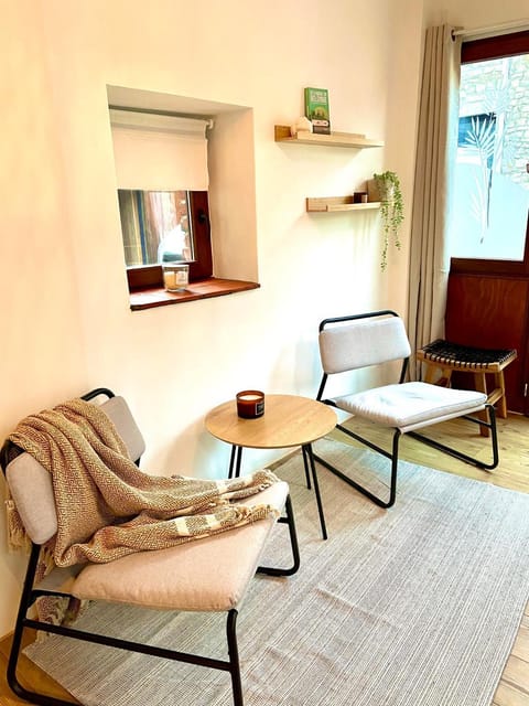 Four à pain Apartment in Wallonia, Belgium