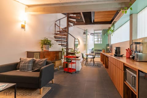 TV and multimedia, Balcony/Terrace, Kitchen or kitchenette, Living room, Photo of the whole room, Seating area, Dining area, minibar