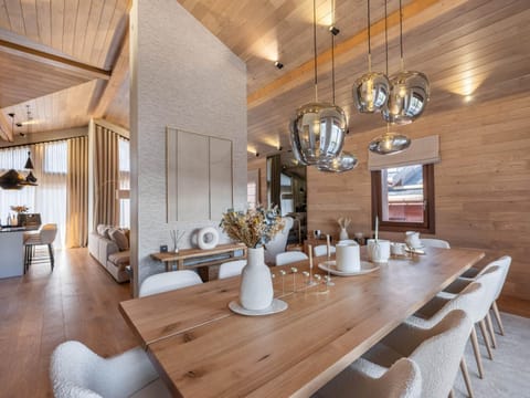 Chalet de luxe avec jacuzzi et parking à Courchevel pour 10 pers. - FR-1-563-141 Chalet in Saint-Bon-Tarentaise