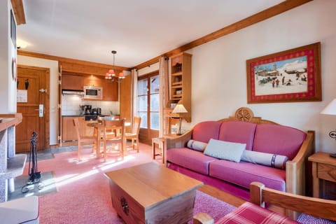 Bed, Living room, furniture, kitchen