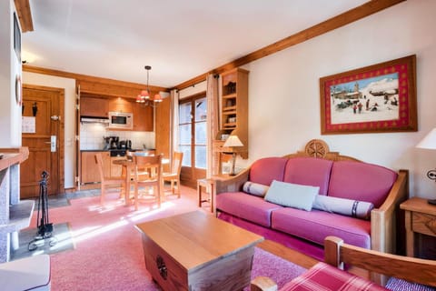 Bed, Living room, furniture, kitchen