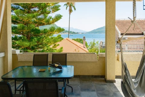 Natural landscape, Balcony/Terrace, Sea view