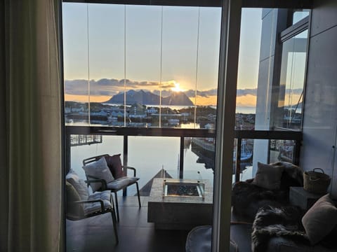 Jaw dropping New Penthouse apt in Svolvær Apartment in Lofoten