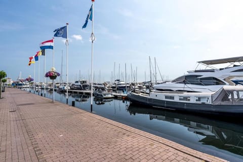 Kabbelaarsbank 503 - Port Marina Zélande NOT INTENDED FOR COMPANY OR WORK-RELATED STAYS Apartment in Ouddorp