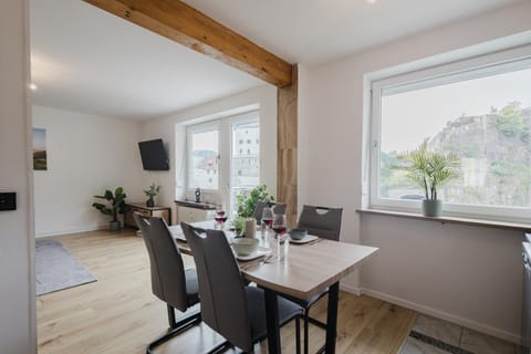 Living room, Seating area, Dining area
