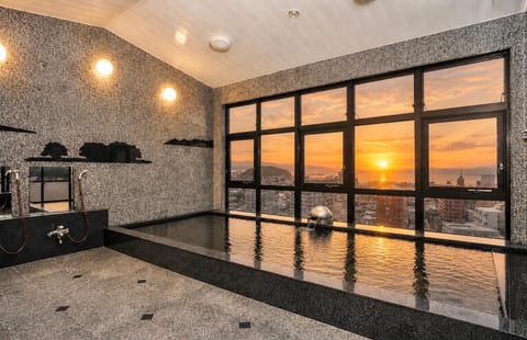 Sauna, Public Bath