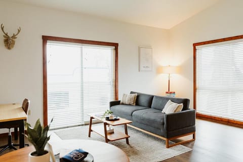 Mt Cleveland at Switchback Suites Apartment in Kalispell