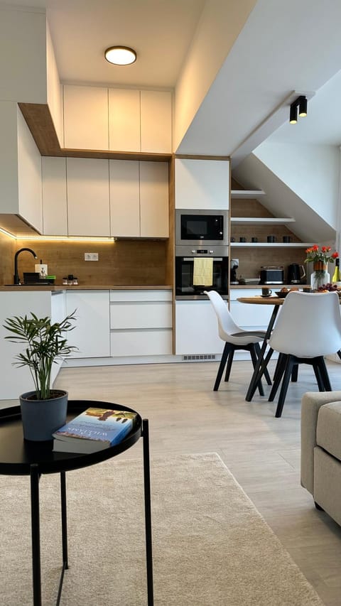 Kitchen or kitchenette, minibar, pet friendly, stove