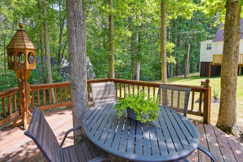 Dog-Friendly Home Rental about 5 Mi to Cave Run Lake! House in Kentucky