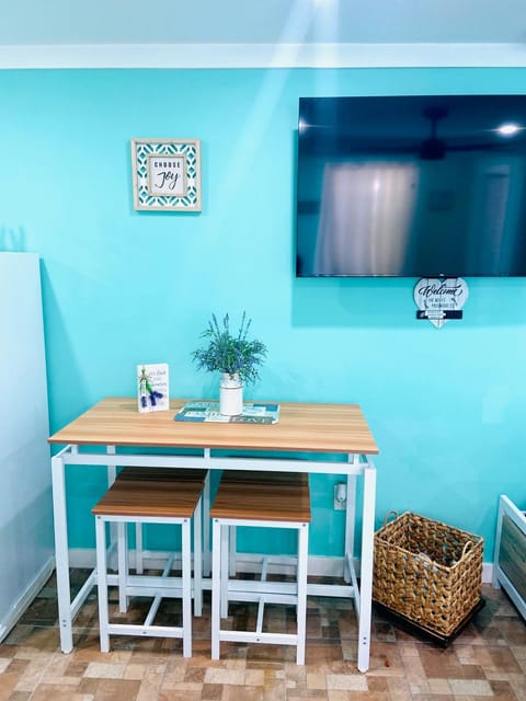 Beautiful and comfortable rom apt # 2 Apartment in Egypt Lake-Leto