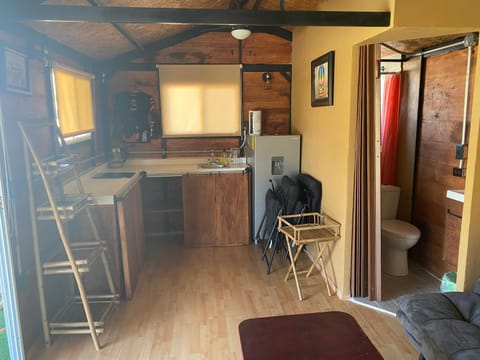 Kitchen or kitchenette, Seating area