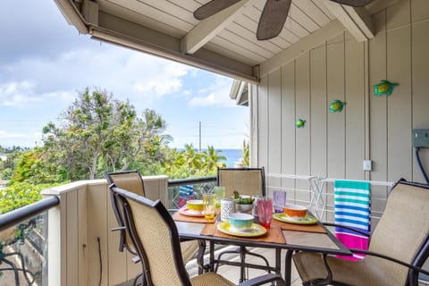 Downtown Kailua-Kona Condo with Pool and Views Apartment in Holualoa