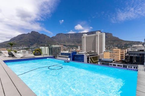Swimming pool, Swimming pool