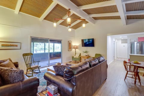 Greers Ferry Hideaway Lake View, Boat Ramp Access House in Greers Ferry Lake