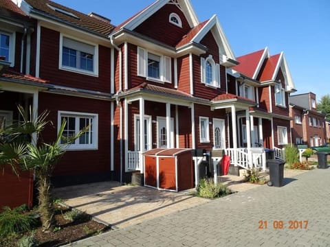 Property building, Neighbourhood, Parking