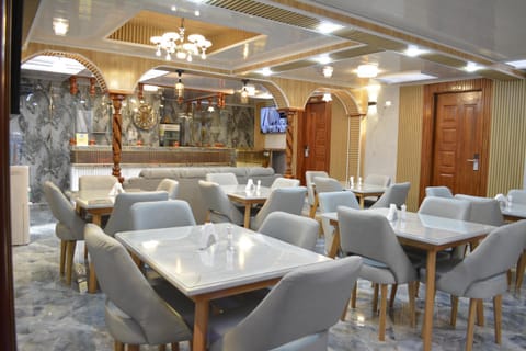 Living room, Business facilities, Seating area