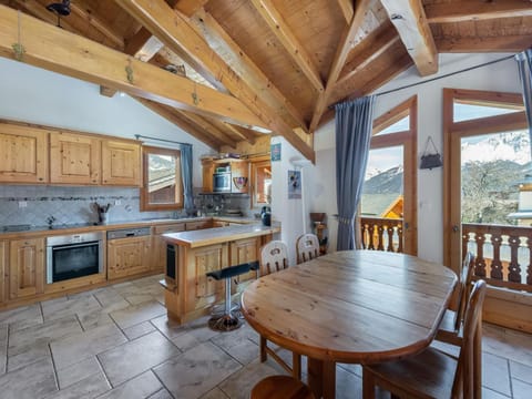 Chalet Familial pour 8 à Courchevel Le Praz avec Wifi - FR-1-568-44 Chalet in Saint-Bon-Tarentaise