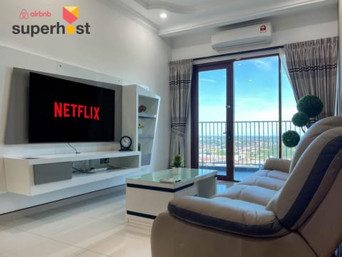 Natural landscape, TV and multimedia, Living room, Seating area
