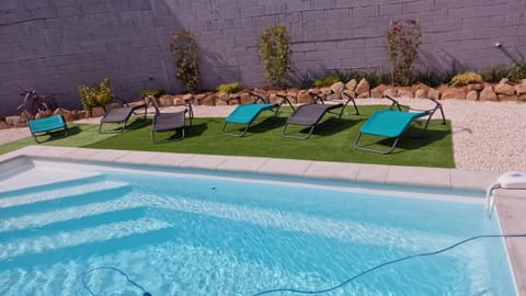 Villa au pied de la sainte Victoire Villa in French Riviera