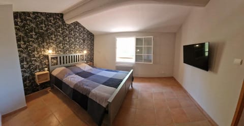 Villa au pied de la sainte Victoire Villa in French Riviera