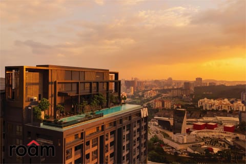 Property building, Swimming pool
