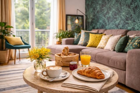 Living room, Seating area, Food, Breakfast, Continental breakfast