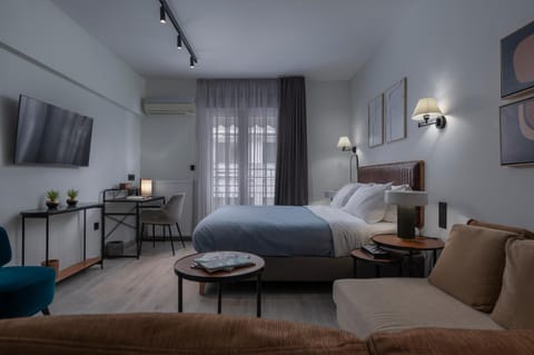 Embassy Elegant Suite Apartment in Thessaloniki