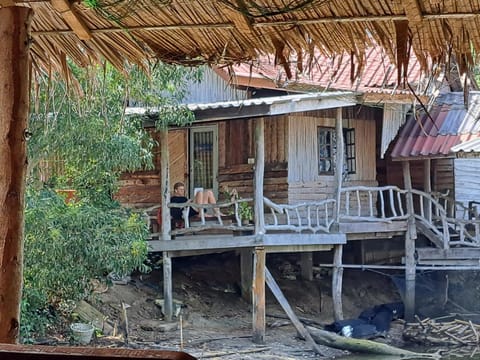 Big Hug Home-Nok kao house Hostel in Krabi Changwat