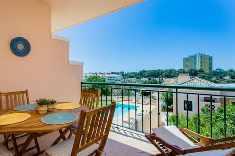 Balcony/Terrace, Swimming pool