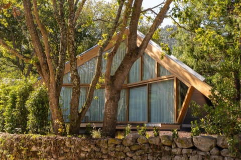 Property building, Natural landscape, Garden view