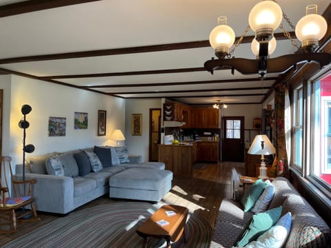 Hannah's Birch Farm 10 Min to Gore Ski Mt. House in Capital District, NY, USA