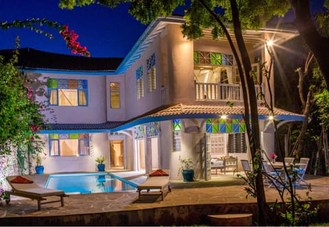 Night, Swimming pool