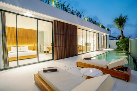 Bedroom, Swimming pool, sunbed