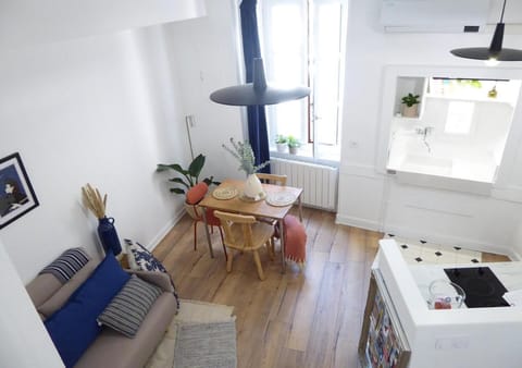 Living room, Dining area, kitchen